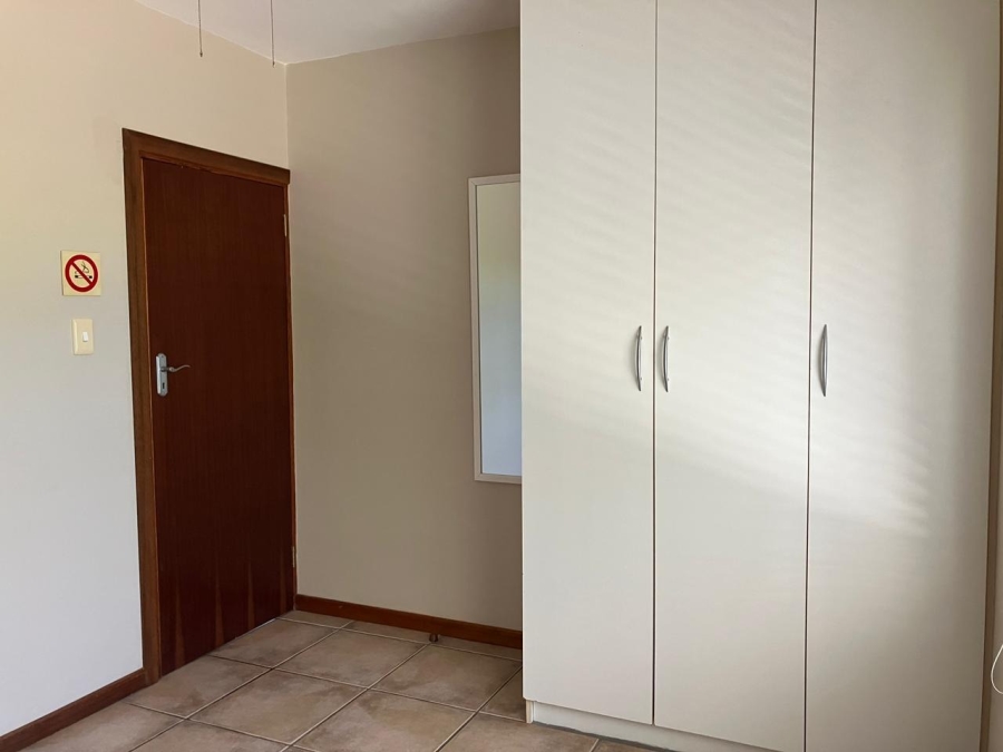 2 Bedroom Property for Sale in Beacon Bay Eastern Cape